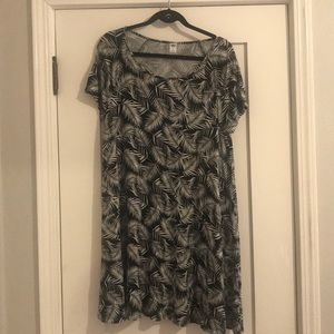 Black and White Palm T-shirt Dress